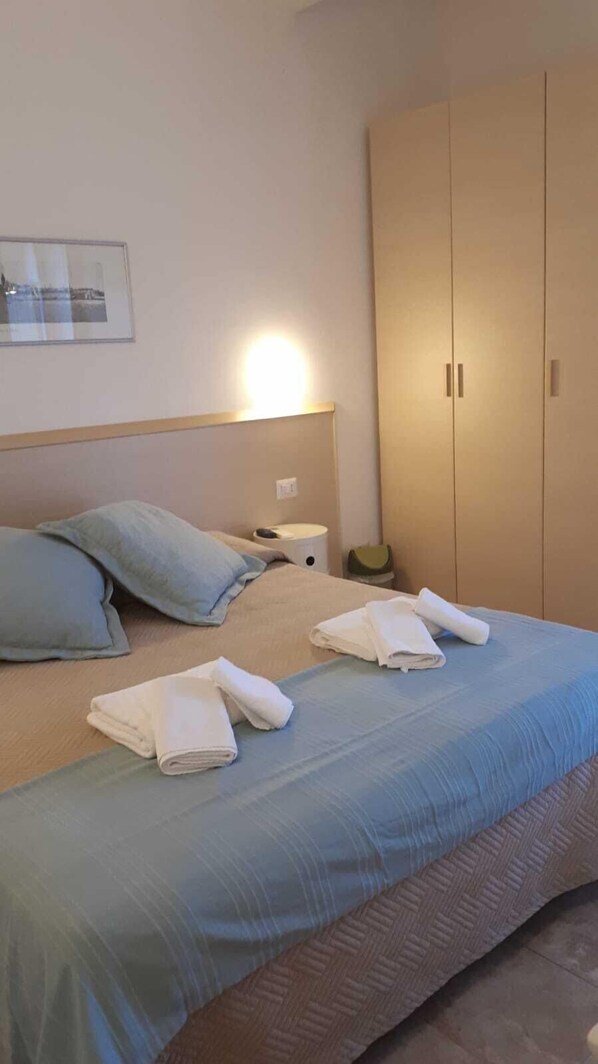 Double or Twin Room, Garden View | Premium bedding, down comforters, minibar, free WiFi - Holidayfever (Alghero)