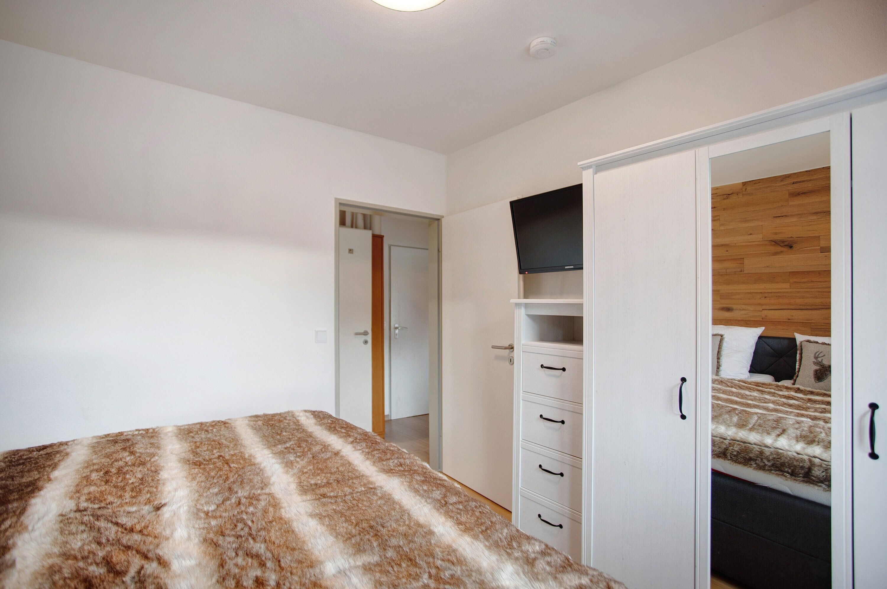 1 chambre, fer et planche à repasser, Wi-Fi gratuit, draps fournis