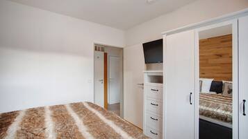 1 chambre, fer et planche Ă repasser, Wi-Fi gratuit, draps fournis