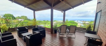 KAZ ERMITAGE 4 STAR Swimming pool/Jacuzzi Sea view