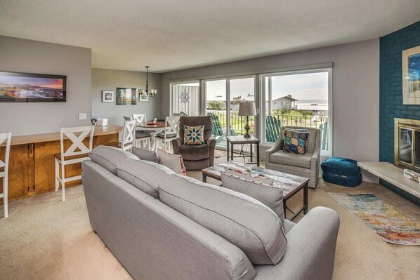 TV, fireplace, DVD player, offices