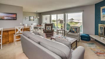 TV, lareira, DVD player, escritórios