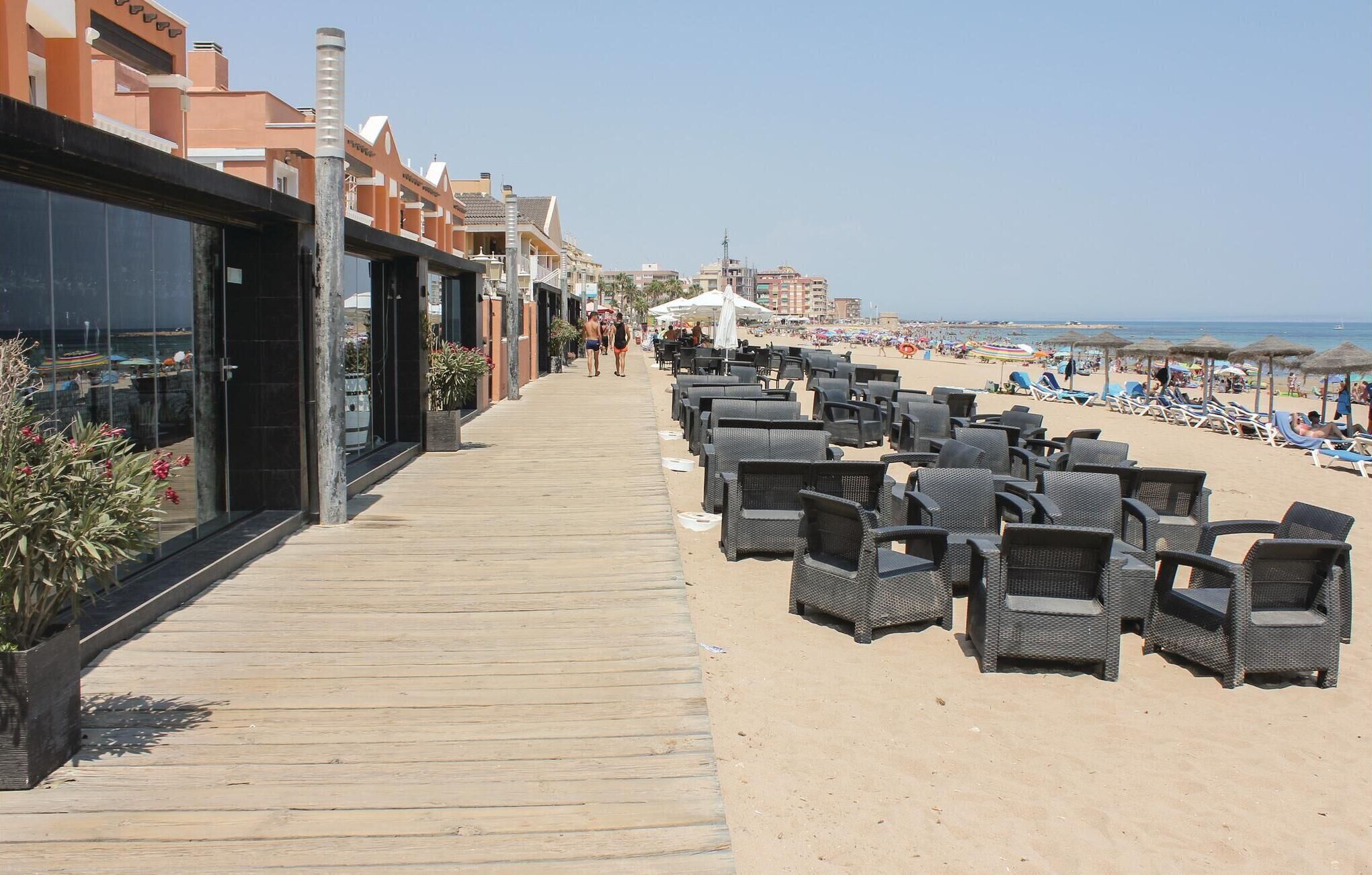 Plage à proximité, pêche sur place