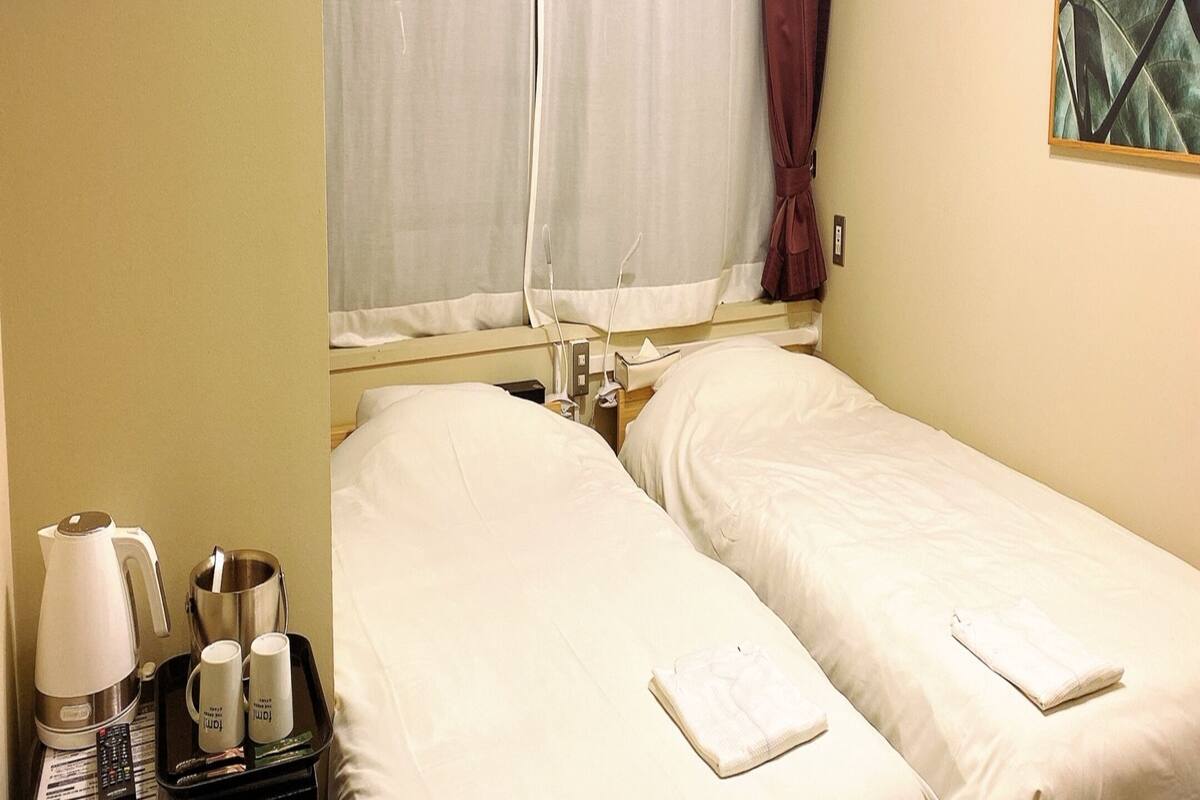 Economy Twin Room | WiFi (free)