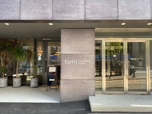 Entrée de l’hébergement