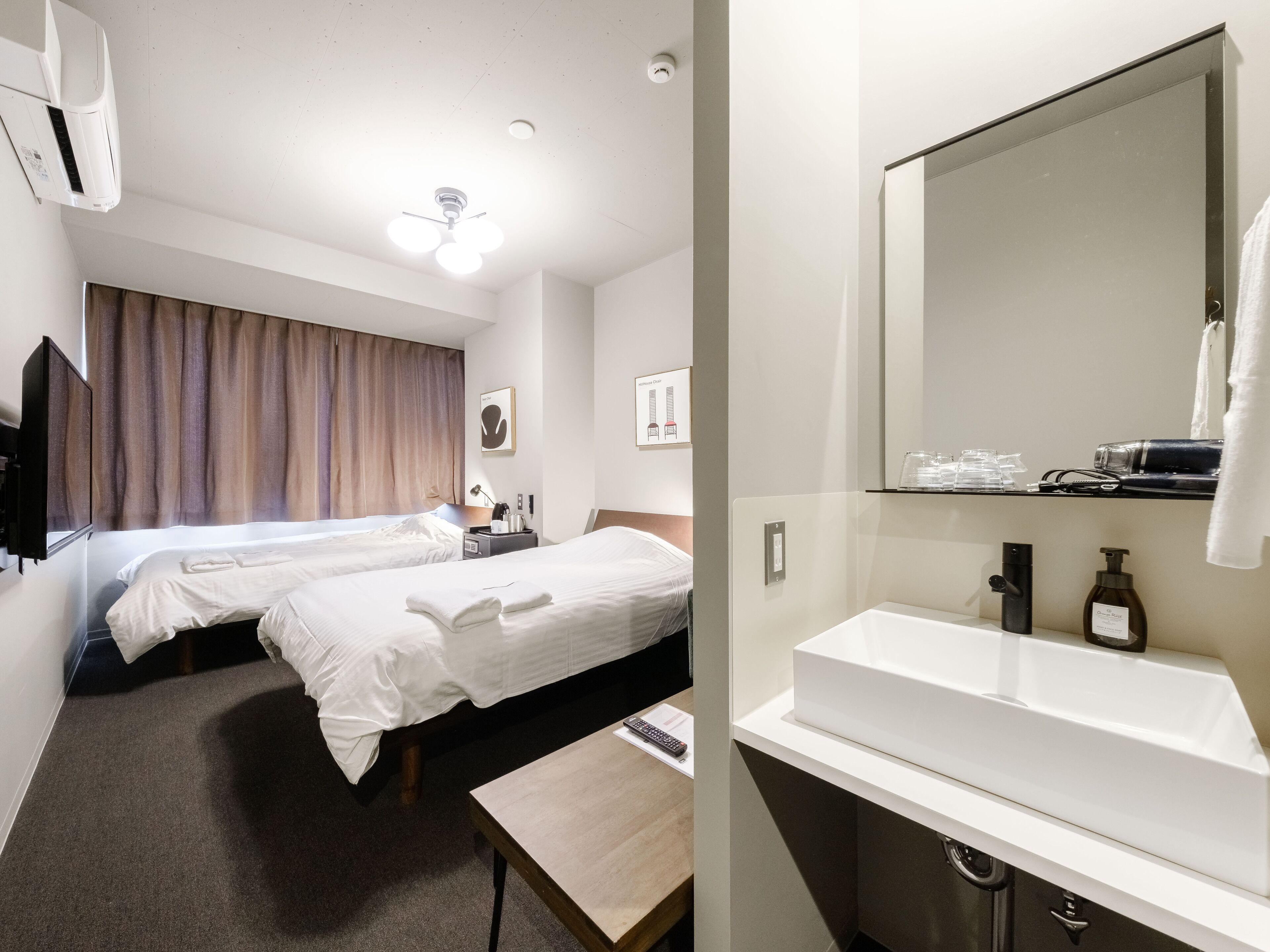 Standard Twin Room, Non Smoking (Shower Only with Electric bicycle)