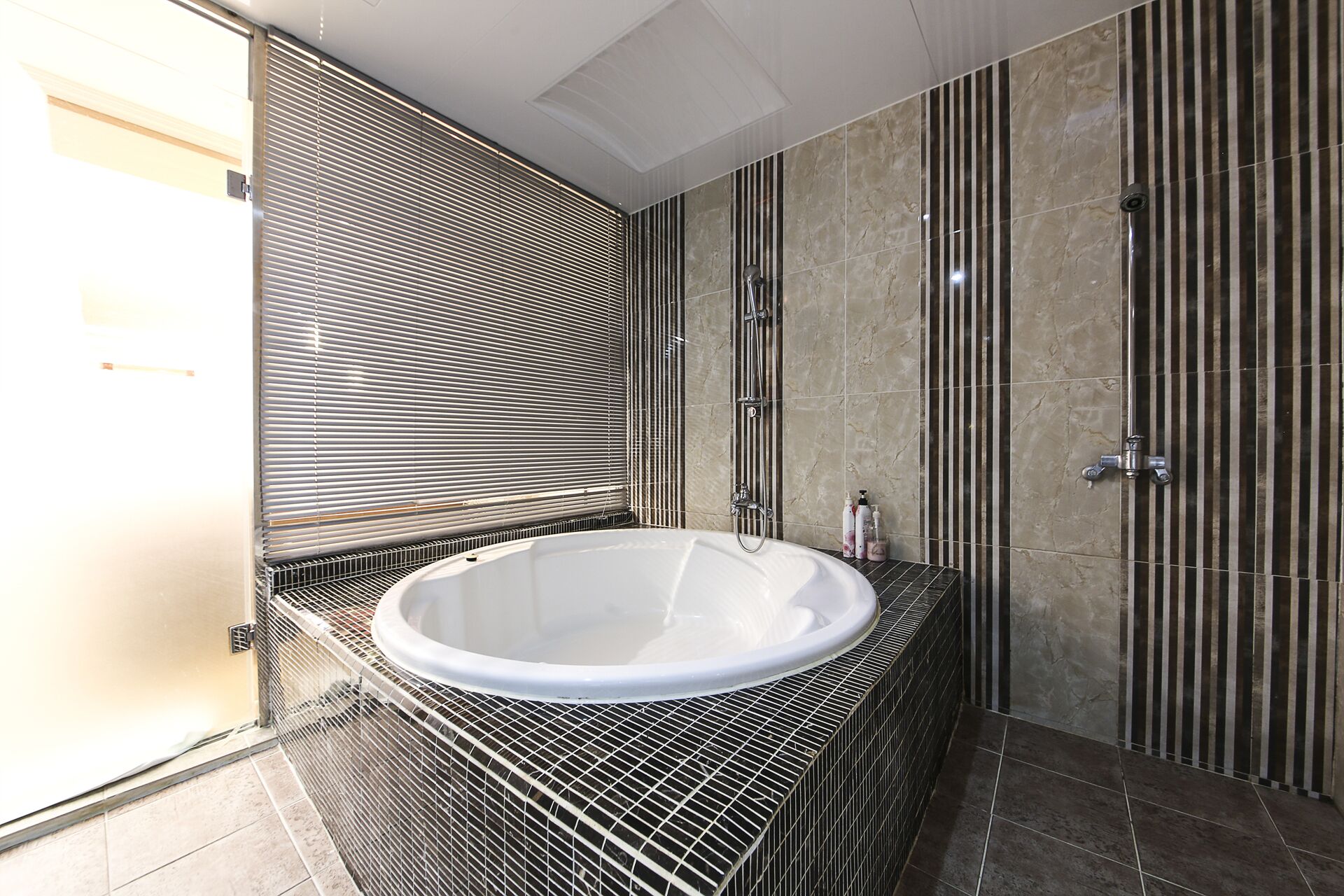 Habitación doble Premium | Artículos del minibar gratis, wifi gratis y acceso para silla de ruedas 