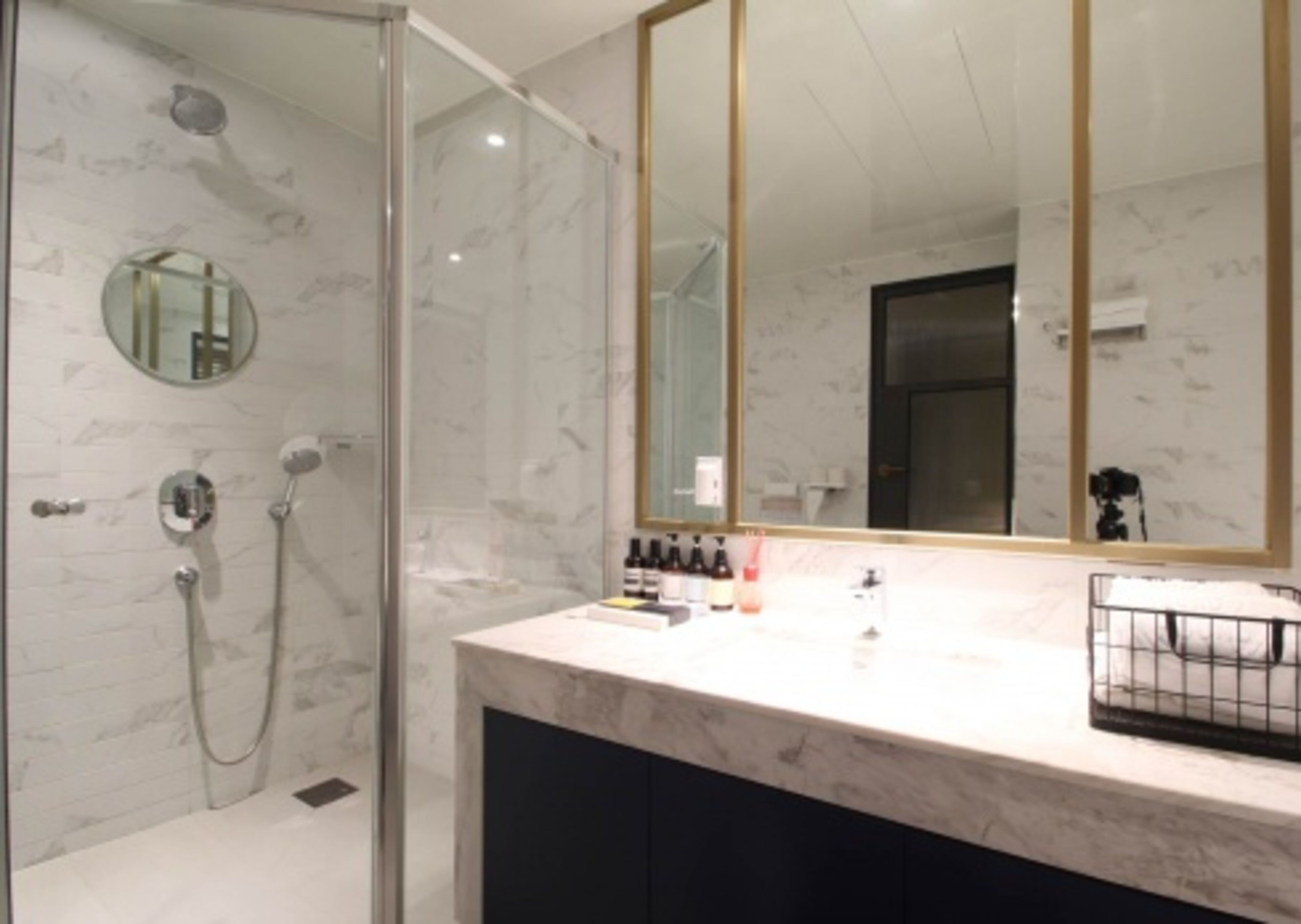 royal suite (twin) | bathroom | bathrobes, towels, soap, shampoo