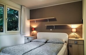 3 bedrooms, travel crib, free WiFi