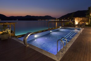 Alberca al aire libre por temporada 