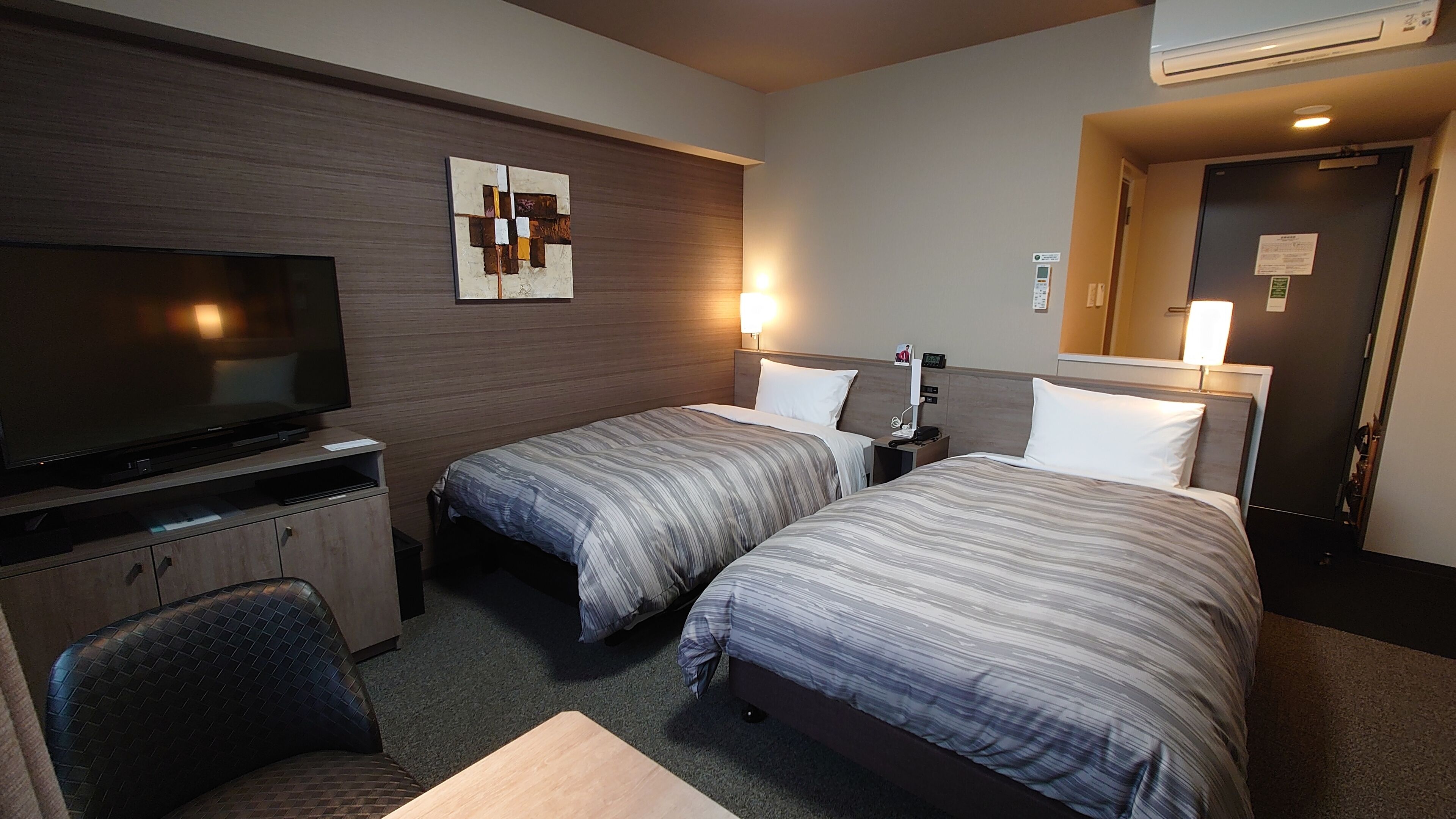 Desk, free WiFi, bed sheets
