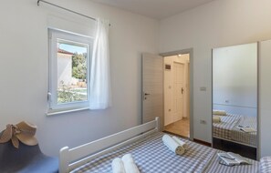 2 chambres, accĂšs au Wi-Fi (inclus), literie fournie
