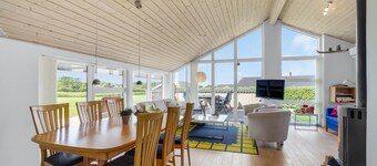 4 bedroom amazing home in Vinderup