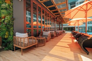 2 bares, bar de cocktails, bar en la azotea