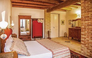 4 Schlafzimmer, Reisekinderbett, kostenloses WLAN
