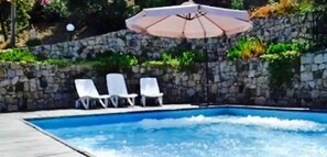 Piscina externa, piscina aquecida