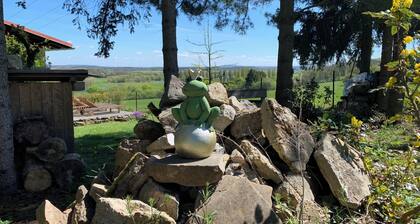 Ferienhaus "Am Hermannstein" mit Panoramablick und Garten. Urlaub mit Hund.