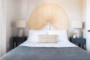 6 bedrooms, iron/ironing board, travel crib, free WiFi - Shelton & Urban by AvantStay | Sleeps 20! 2 Unit Buyout! Spacious Design (Nashville)