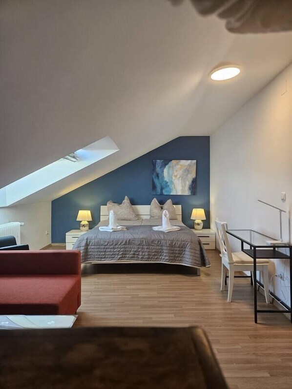 2 bedrooms, iron/ironing board, travel cot, WiFi - Comfortable Living – Great Connection to Munich (Dachau)