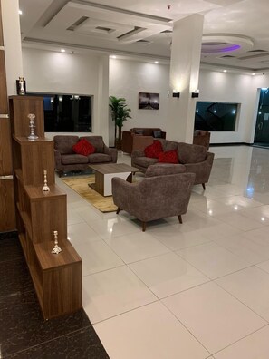 Zona de estar del vestíbulo