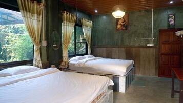 Quarto duplo superior | Escrivaninha, Wi-Fi de cortesia