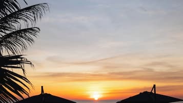 Private beach, white sand, sun-loungers, beach umbrellas