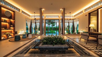Salas para tratamentos a dois, sauna seca, banheira de hidromassagem