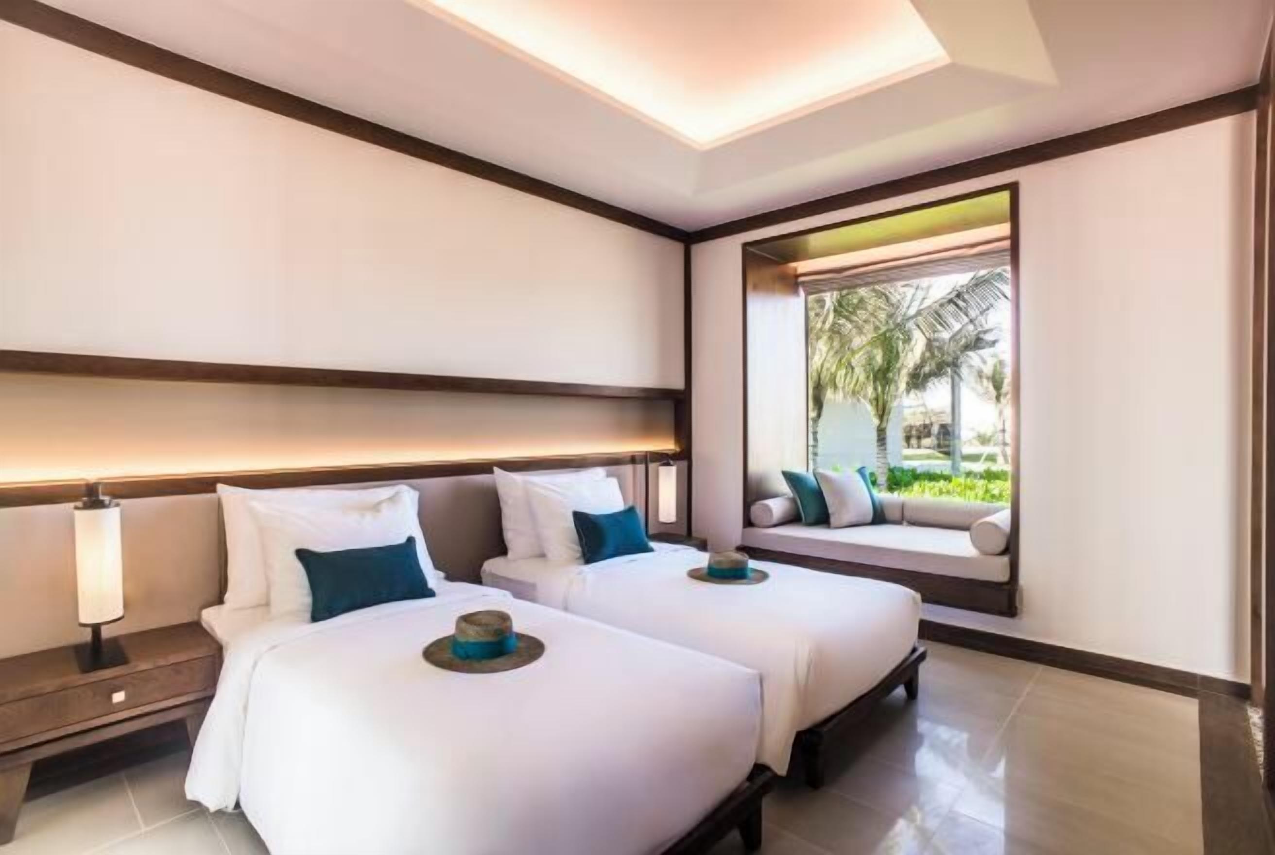 Minibar, in-room safe, individually furnished, blackout curtains