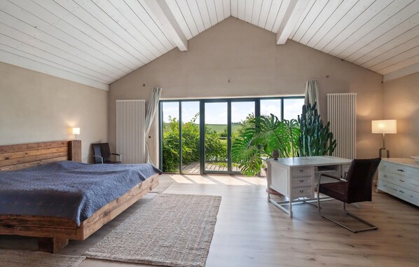 2 Schlafzimmer, Reisekinderbett, kostenloses WLAN, Bettwäsche