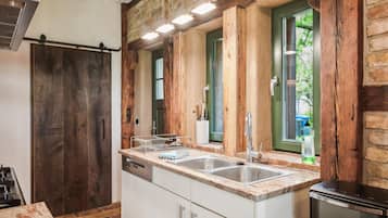 Kühlschrank, Ofen, Herdplatte, Geschirrspüler