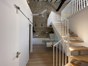 Design Studio | Private kitchen | High chair - Casa Rural Martiamuno Landetxea (Zumarraga)