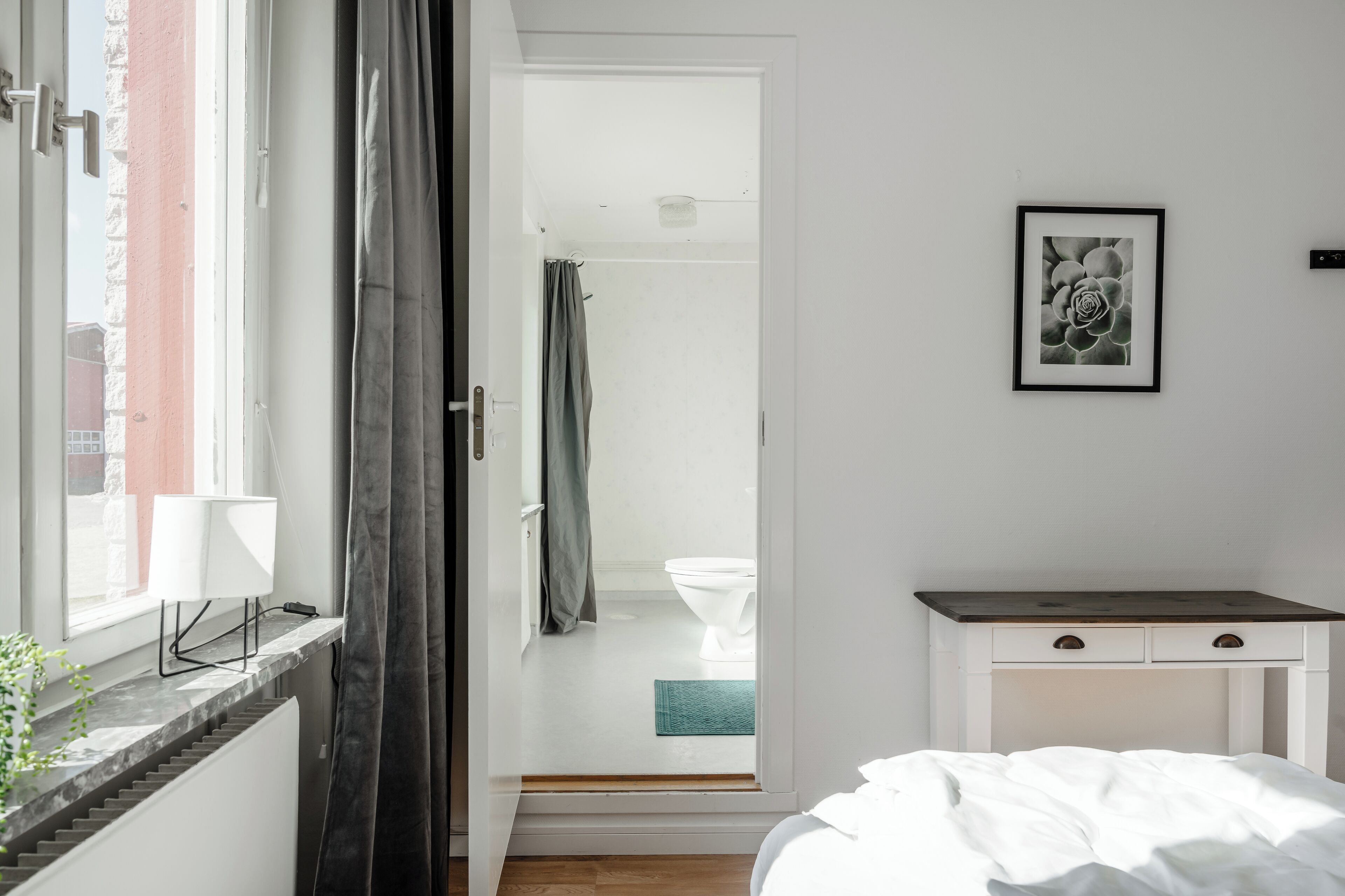 double room, private bathroom | free wifi