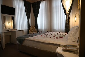 Bàn ủi/dụng cụ ủi quần áo, truy cập Internet không dây miễn phí 