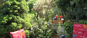 Peace & relaxation right on the edge of the forest in a lovingly furnished vacation apartment