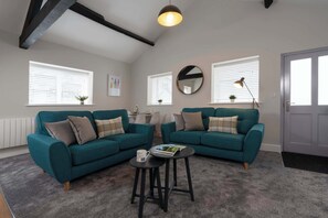 Televisión, oficina