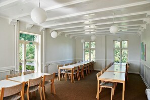 Daily buffet breakfast (DKK 70 per person) - Danhostel Viborg (Viborg)