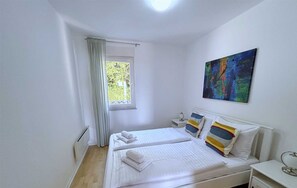 3 camere, ferro/asse da stiro, Wi-Fi gratuito, lenzuola