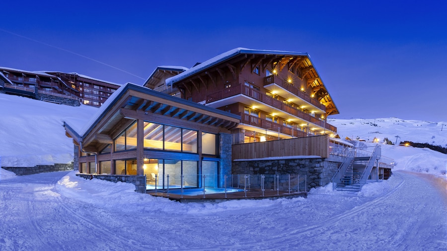 Ours Blanc Hotel & Spa