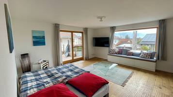 1 bedroom, internet, bed sheets