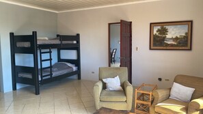 5 bedrooms, in-room safe, desk, WiFi