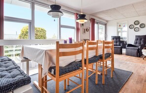 Dining - 4 bedroom cozy home in Bogense (Bogense)