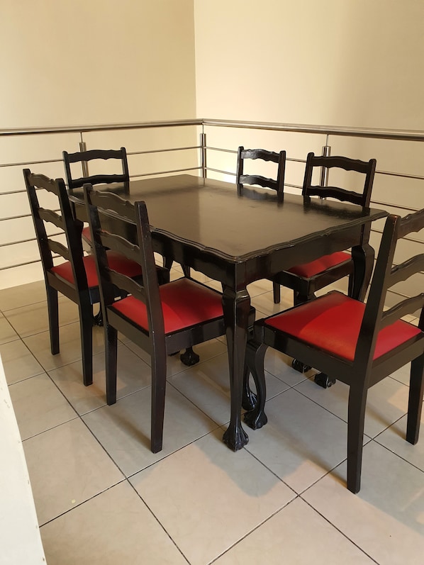 Comfort Apartment, 2 Bedrooms (6)