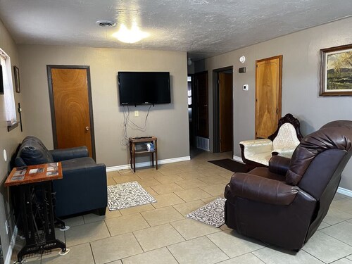 The Guest Cottage at the Yellow Rose Inn