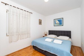 Apartment (One Bedroom Apartment with Balcony) | 1 bedroom, iron/ironing board, bed sheets - Apartment Marisol (Dubrovnik)