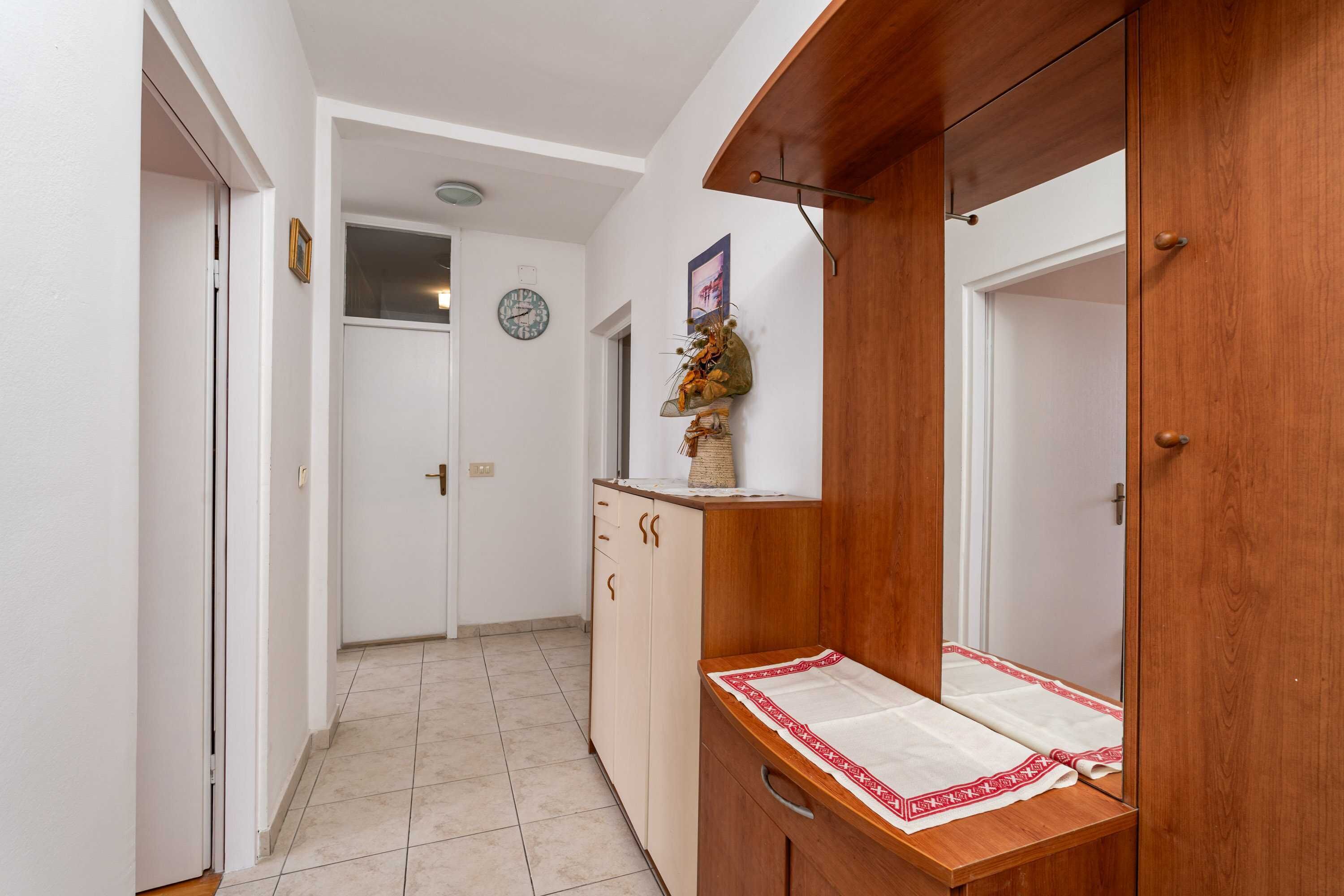 Apartment (One Bedroom Apartment with Balcony) | Interior