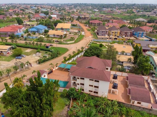 Aerial view - Nicole courts (Kumasi)
