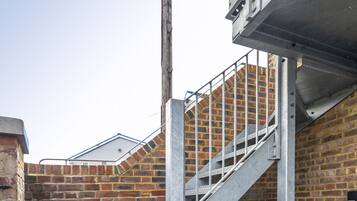 Standaard studio, en-suite badkamer (First Floor) | Exterieur