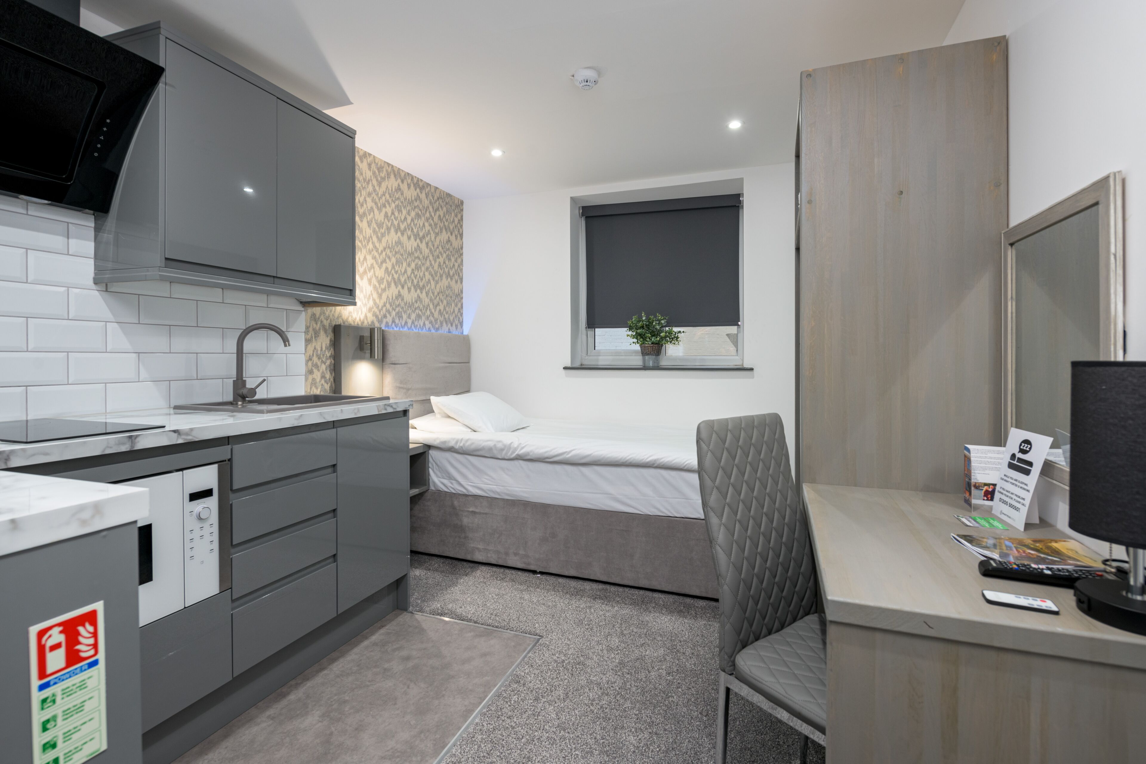 deluxe studio, ensuite (single rm & kitchen 14) | miscellaneous