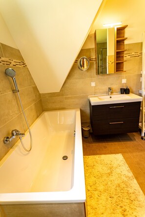 Luxury-Haus, eigenes Bad | Badezimmer