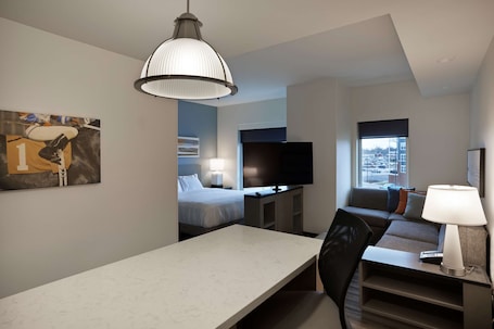 Down comforters, in-room safe, desk, laptop workspace. Hyatt House Louisville East
